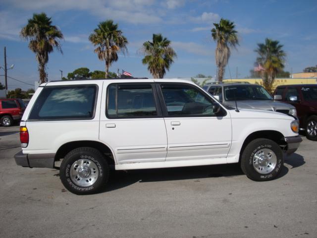 1997 Ford Explorer ESi