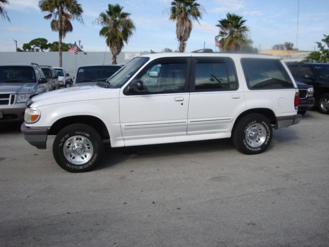 1997 Ford Explorer ESi