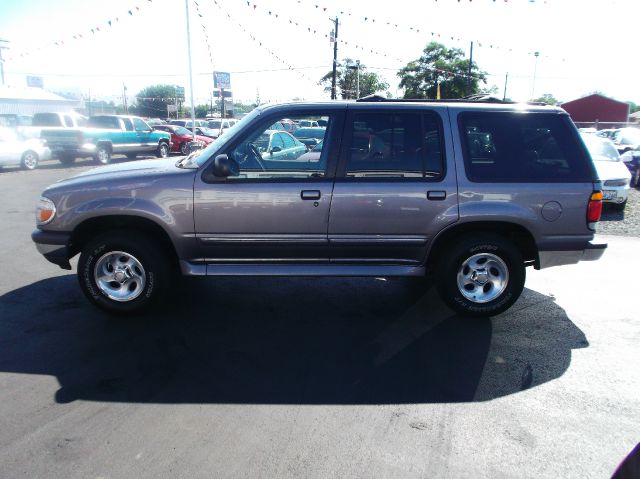 1997 Ford Explorer Super