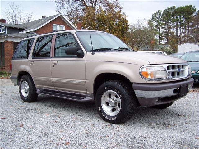 1997 Ford Explorer ESi