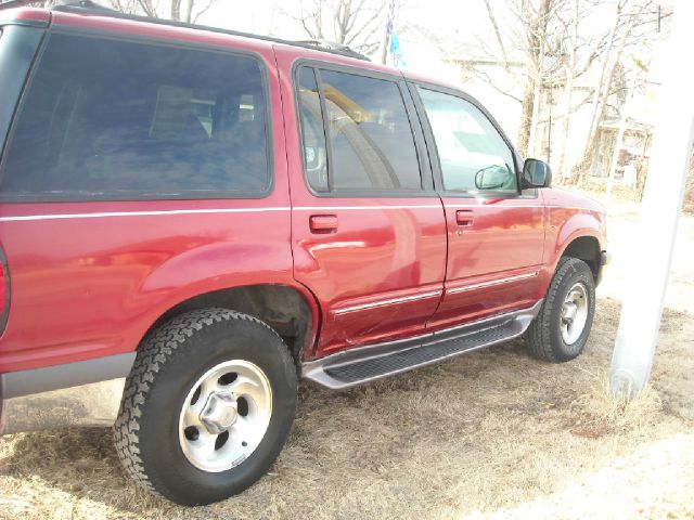 1997 Ford Explorer SLT Mega Cab 4WD