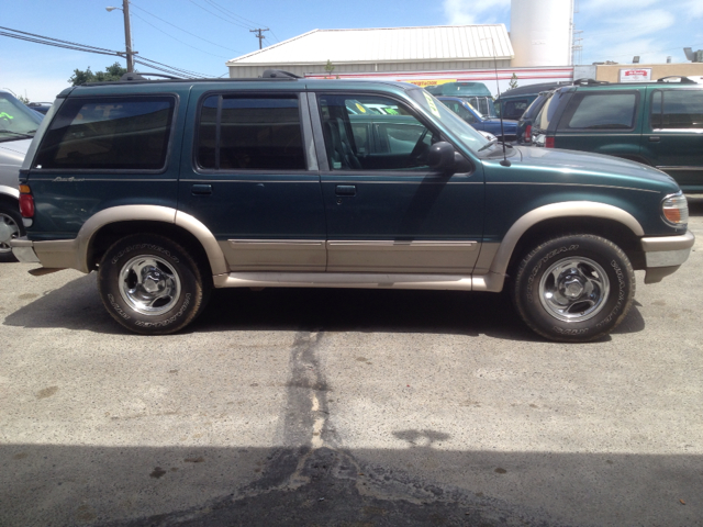 1997 Ford Explorer SLT Mega Cab 4WD