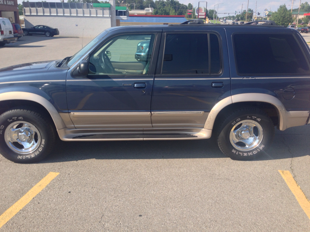 1998 Ford Explorer SLT Mega Cab 4WD