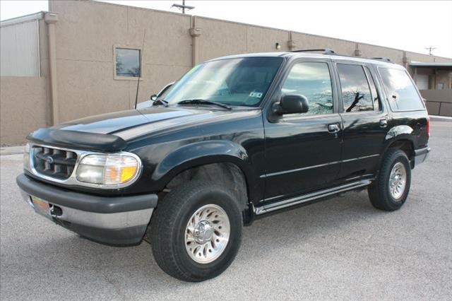1998 Ford Explorer XLS