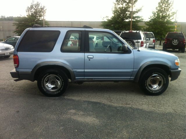 1998 Ford Explorer Reg Cab 159.5 WB C5B