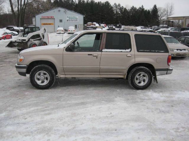 1998 Ford Explorer SLT Mega Cab 4WD