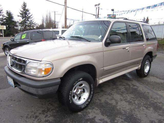 1998 Ford Explorer SLT 25