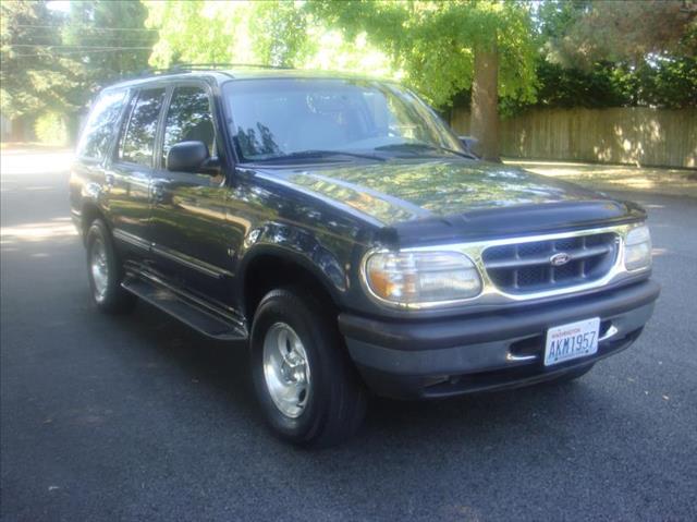 1998 Ford Explorer SLT 25