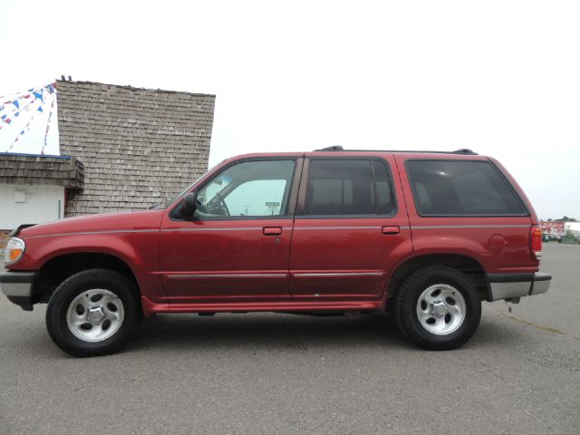 1998 Ford Explorer SLT Mega Cab 4WD