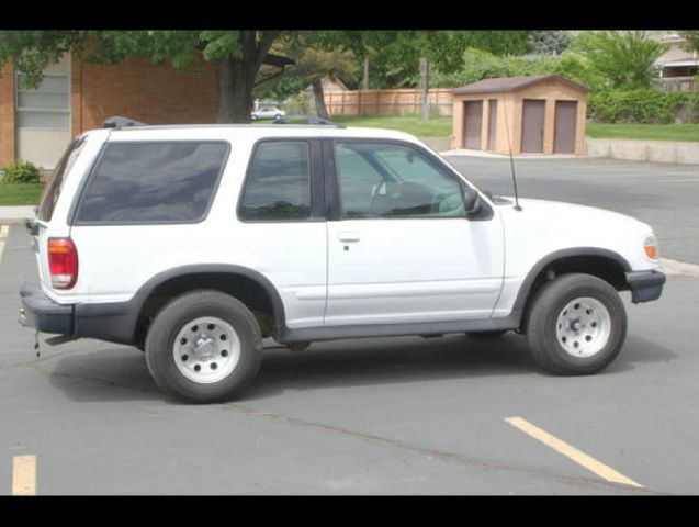 1998 Ford Explorer SLT 15