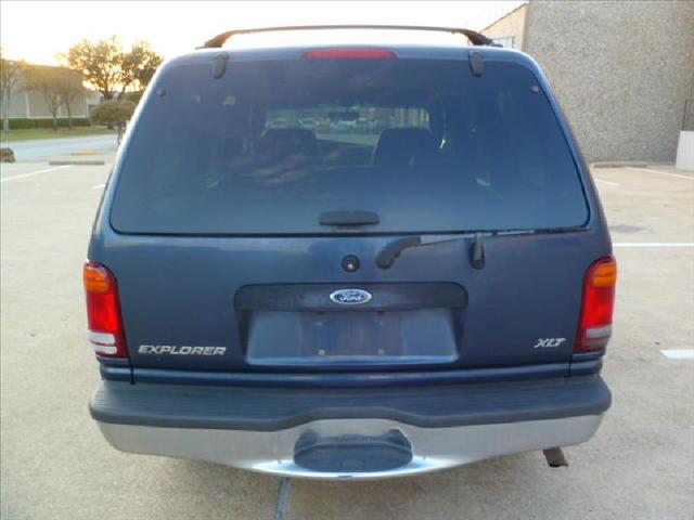 1998 Ford Explorer ESi