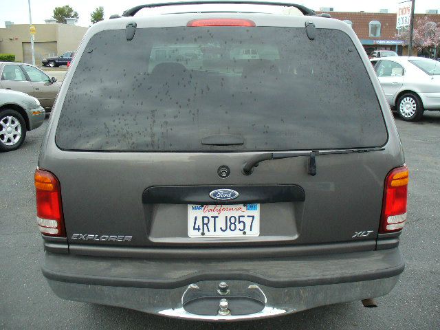 1998 Ford Explorer SLT Mega Cab 4WD