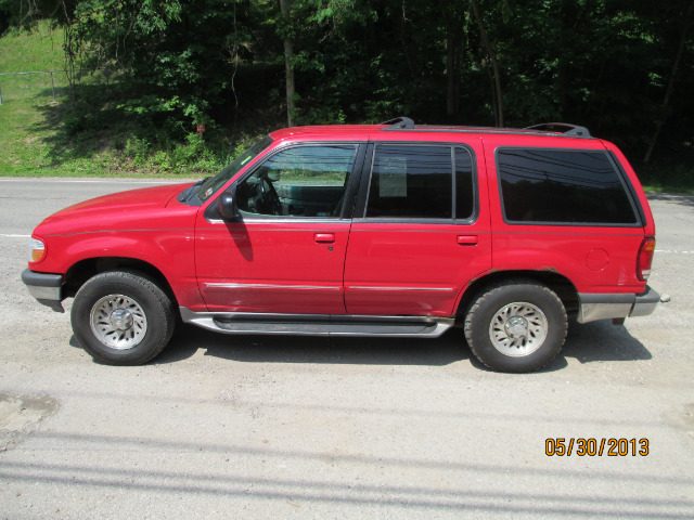 1998 Ford Explorer S2