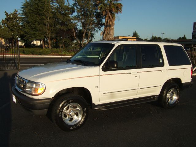 1998 Ford Explorer ESi