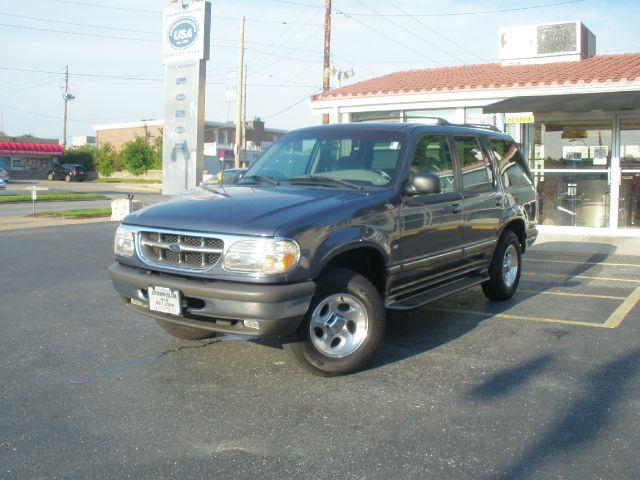 1998 Ford Explorer LS Wagon 4D
