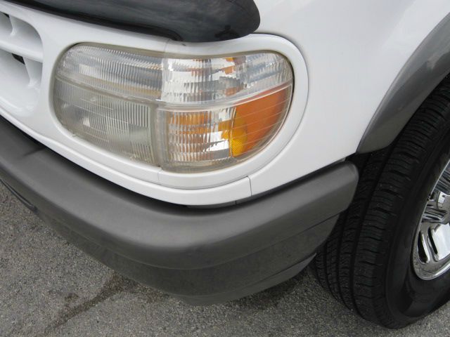 1998 Ford Explorer SLT 15