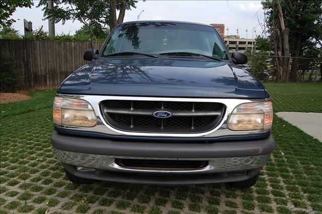 1998 Ford Explorer ESi