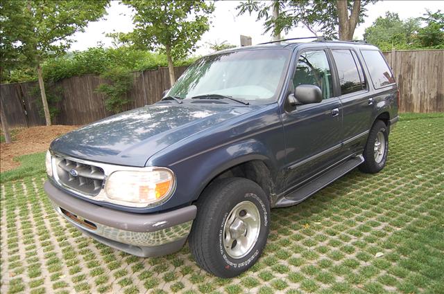 1998 Ford Explorer ESi
