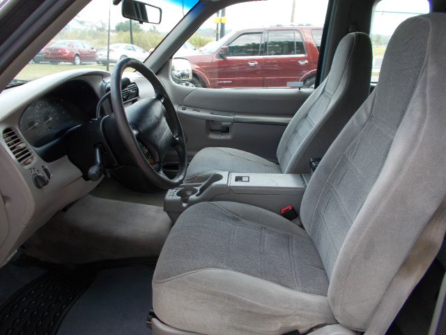 1998 Ford Explorer SLT 15