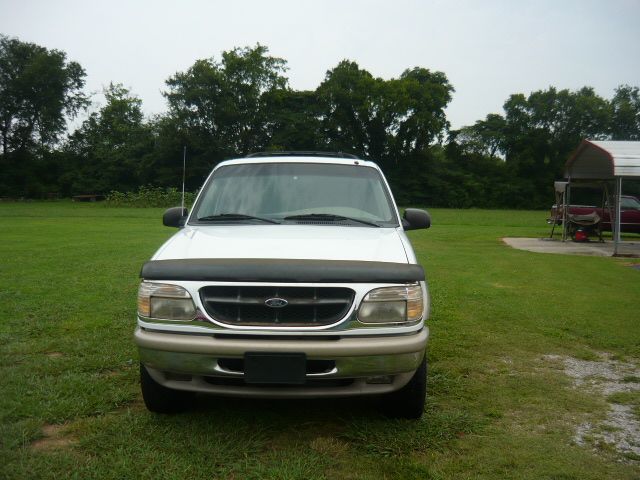 1998 Ford Explorer SLT Mega Cab 4WD