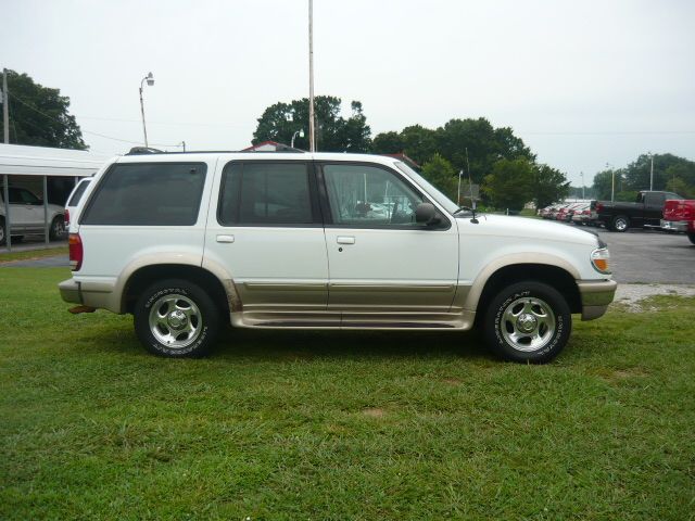 1998 Ford Explorer SLT Mega Cab 4WD