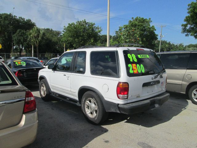 1998 Ford Explorer SLT 15