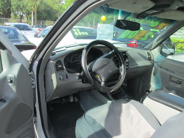 1998 Ford Explorer SLT 15