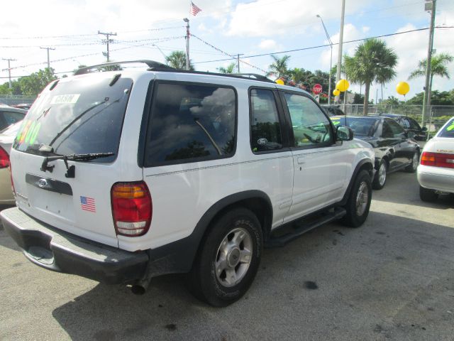 1998 Ford Explorer SLT 15