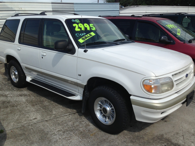 1998 Ford Explorer Lariat, FX4
