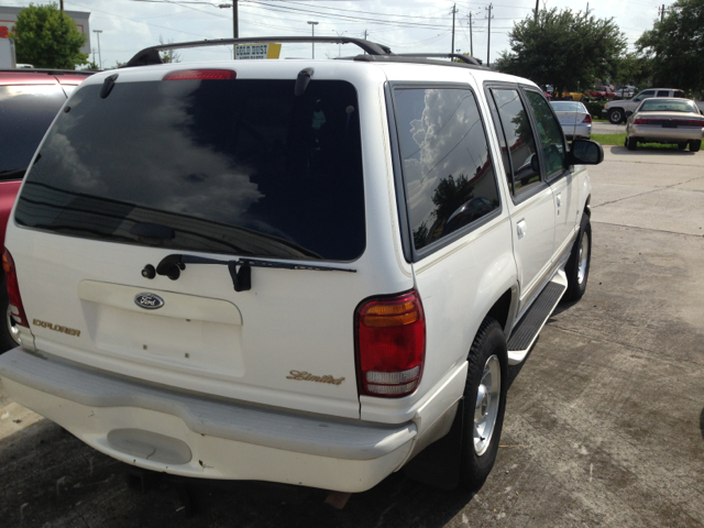 1998 Ford Explorer Lariat, FX4