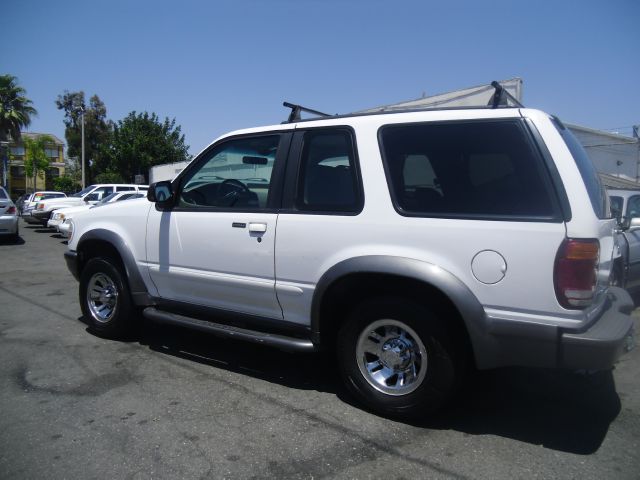 1998 Ford Explorer SLT 15