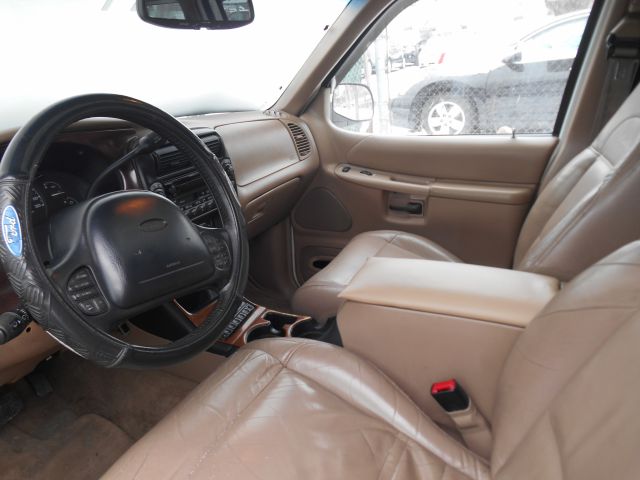 1999 Ford Explorer Super
