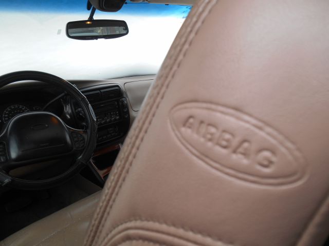 1999 Ford Explorer Super