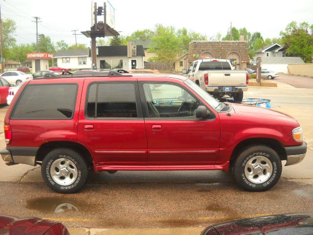 1999 Ford Explorer S, Just Serviced, Navigation, NEW Tires