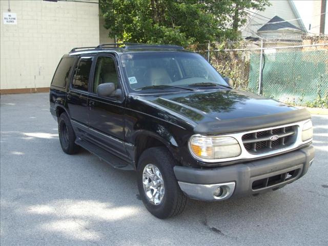 1999 Ford Explorer ESi