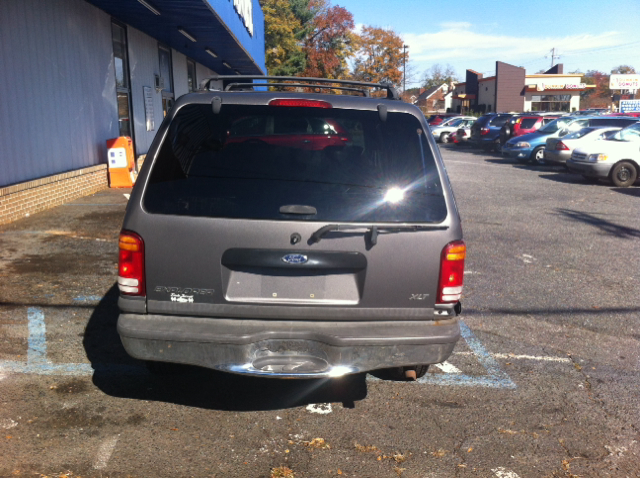 1999 Ford Explorer SL 4x4 Regular Cab