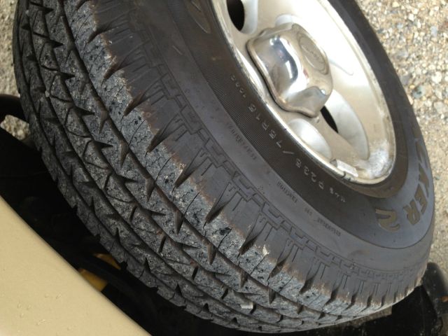 1999 Ford Explorer SL 4x4 Regular Cab