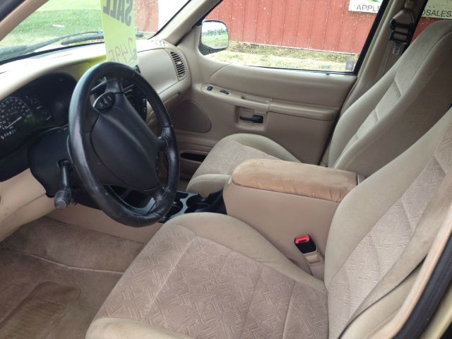 1999 Ford Explorer SL 4x4 Regular Cab