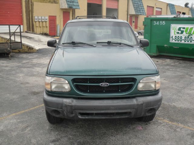 1999 Ford Explorer SLT 25