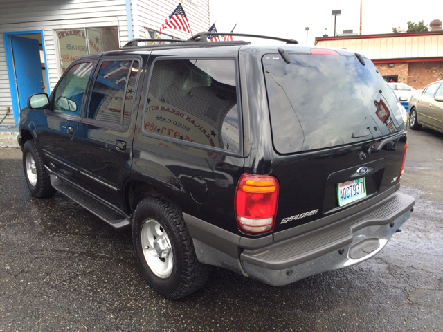 1999 Ford Explorer E320 - Extra Sharp