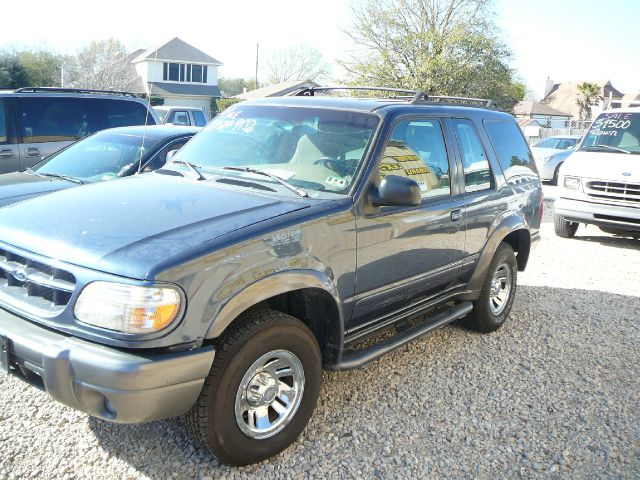1999 Ford Explorer Extended Cab V8 LT W/1lt