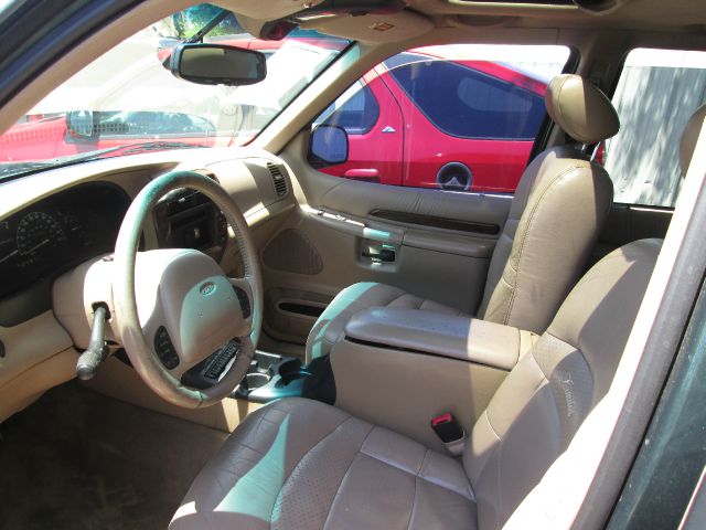 1999 Ford Explorer LS Flex Fuel 4x4 This Is One Of Our Best Bargains