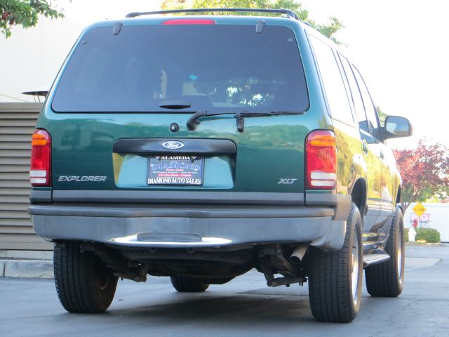 1999 Ford Explorer SL 4x4 Regular Cab