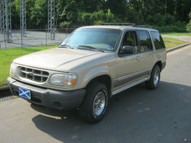 1999 Ford Explorer SL 4x4 Regular Cab