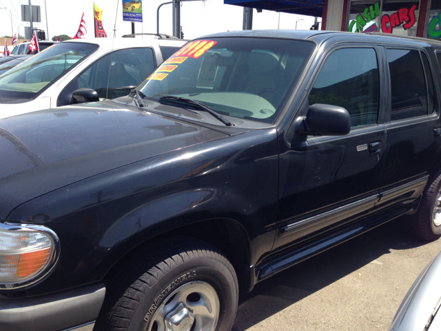 1999 Ford Explorer SL 4x4 Regular Cab