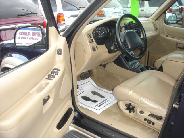 1999 Ford Explorer Service BODY