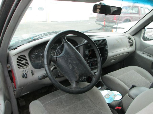 1999 Ford Explorer SL 4x4 Regular Cab