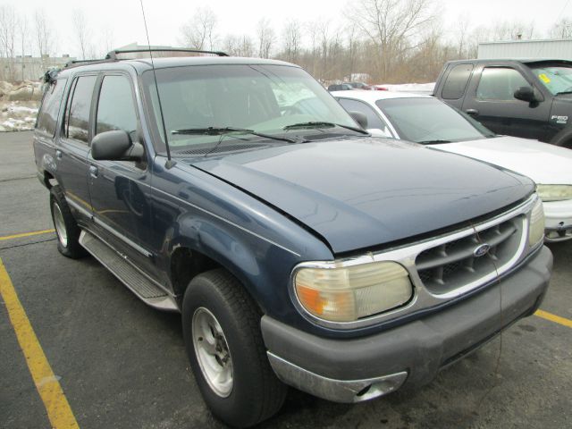 1999 Ford Explorer SL 4x4 Regular Cab