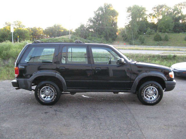 1999 Ford Explorer Crew Cab Short Box 2-wheel Drive SLE