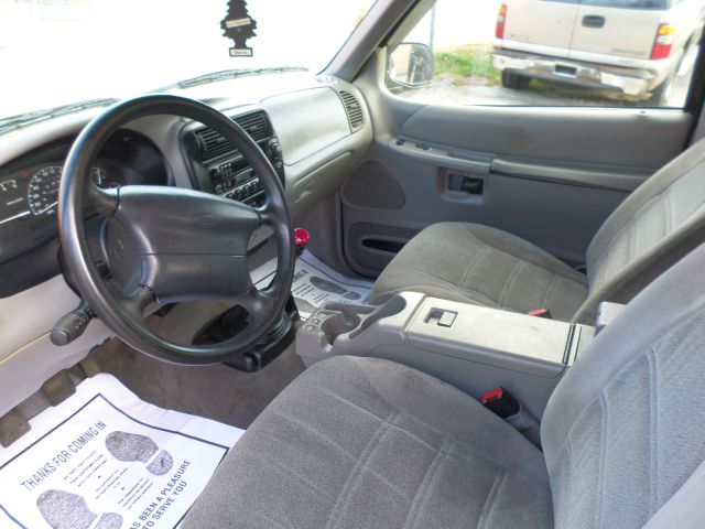1999 Ford Explorer Extended Cab V8 LT W/1lt
